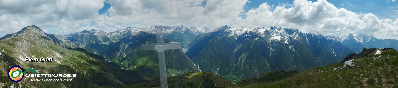 71 Panoramica dal Monte Secco al Menna.jpg